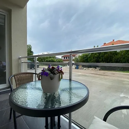 Apartamento Jovanovic *